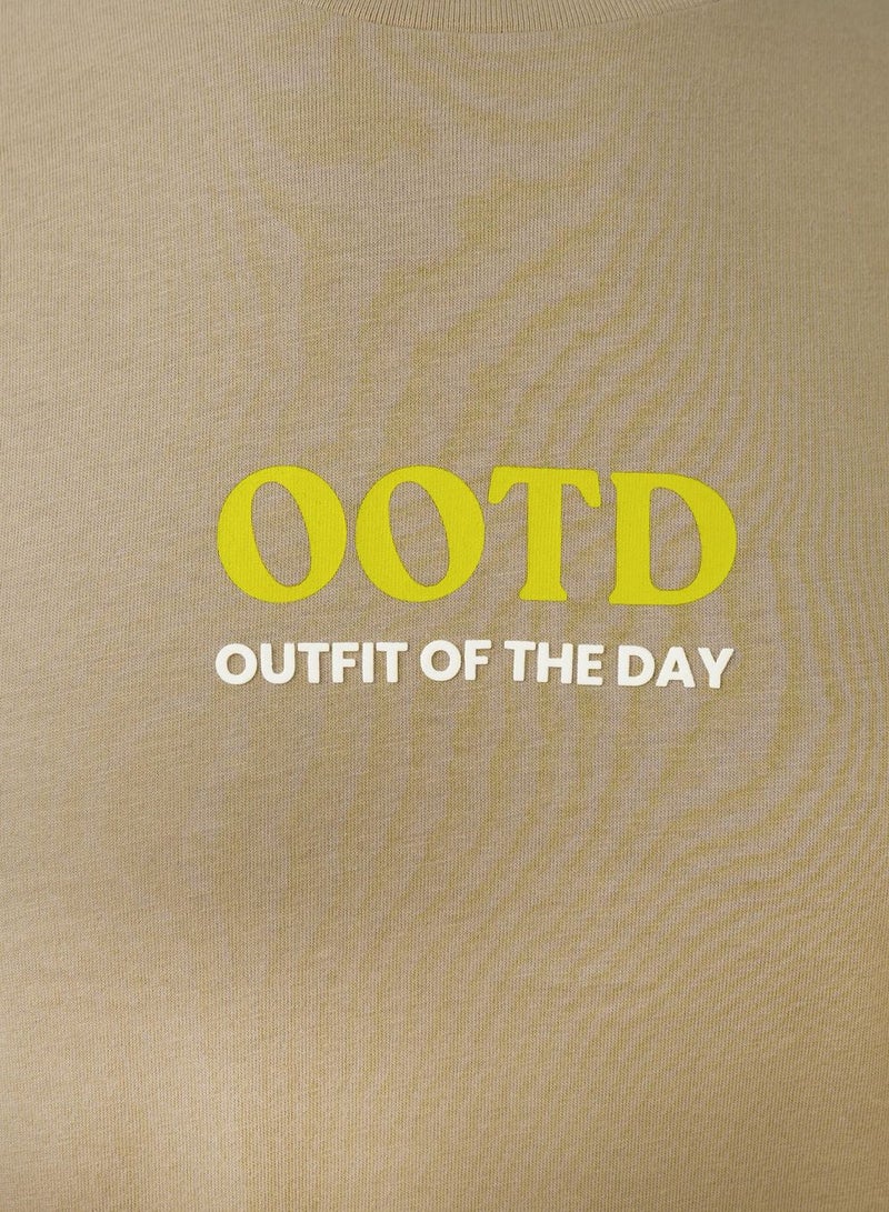 GIORDANO Men's Slim Fit Cotton Jersey Message Print Tee - Image 4